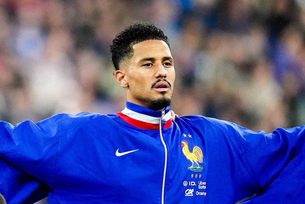 FabriceHawkins's tweet photo. 🚨 William Saliba pourrait faire son retour à la compétition en décembre si tout va bien. Le défenseur d’Arsenal poursuit actuellement sa convalescence après sa fracture au dos. https://t.co/ZBnXjWymYj