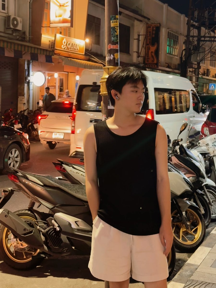 Yigejunyang's tweet photo. 我来了！ https://t.co/e3jOTsHalu
