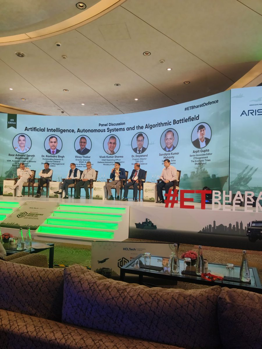 India_iDEX's tweet photo. #iDEX team participated in the panel discussion on “Artificial Intelligence, Autonomous Systems &amp; the Algorithmic Battlefield”, highlighting the role of #iDEX in fostering and promoting innovation in AI, autonomous systems and other emerging defence technologies through startups. https://t.co/ZHYCyIJCpd