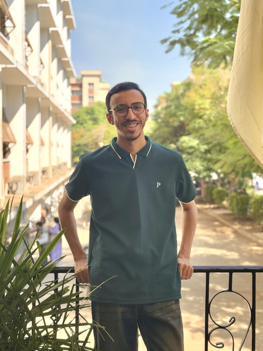 george__hannaa's tweet photo. الميدتيـرم الأخيـــر ✅♥️
فـي التـرم الأخيـــر 🎬♥️
فـي العـام الأخيـــر 🎓♥️ https://t.co/KweMuiOiyl