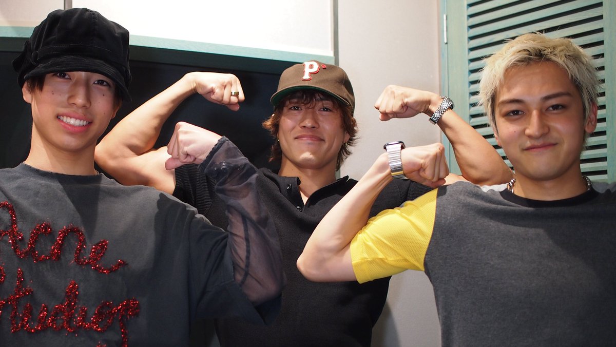 STARGLOWTHEBASE's tweet photo. 来週 10/1の #スタベース は
#GENERATIONS #中務裕太 さん

#STARGLOW KANON ＆ 
  EXPG大宮校出身 GOICHI が
中務さんの筋肉のヒミツや
鍛え続ける理由に迫ります！

あなたの日常の報告や質問👍
メッセージも大募集中

⬇️番組LINEへ⬇️
https://t.co/88Rg9NTQdO https://t.co/0zgXZWDstF