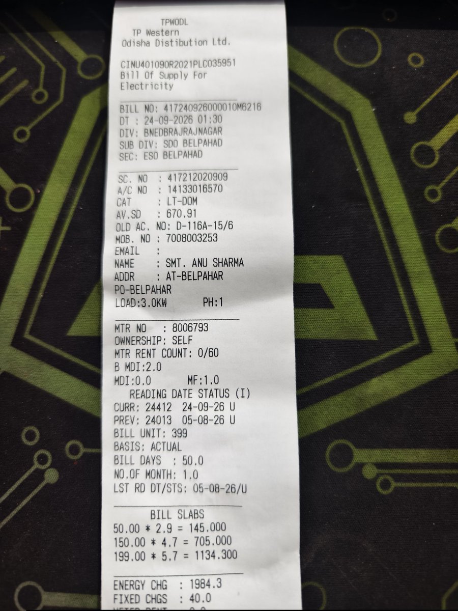 Gaurabh09's tweet photo. Why has the bill been generated after 20 days of the actual billing cycle which is from 5th of every month due to which the majority of the electricity consumption has been added to the highest bill slab why wasn't your employee did their work on time
@TPWesternOdisha https://t.co/1ktmSvn9Gb