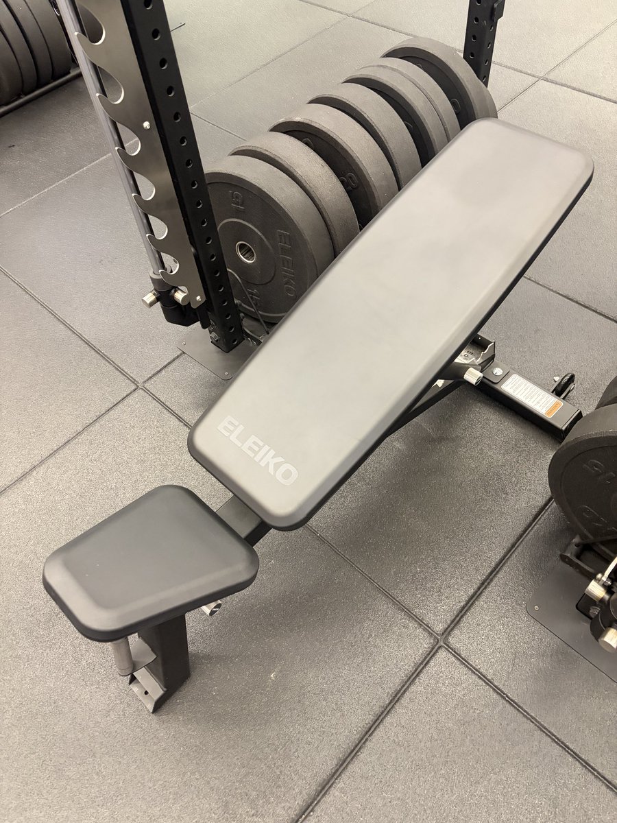 bsurasee_'s tweet photo. ชีวิตของบุ้งกี๋ในช่วงนี้ : 🧑🏻‍🏫🏋🏻

ทุกคนเรียนหนังสือทํางานกานหนักมาย
สู้ๆน้าค้าบทุกโคน ผมเป็นกําลังจายให้ๆ https://t.co/cR8IqwLSwI