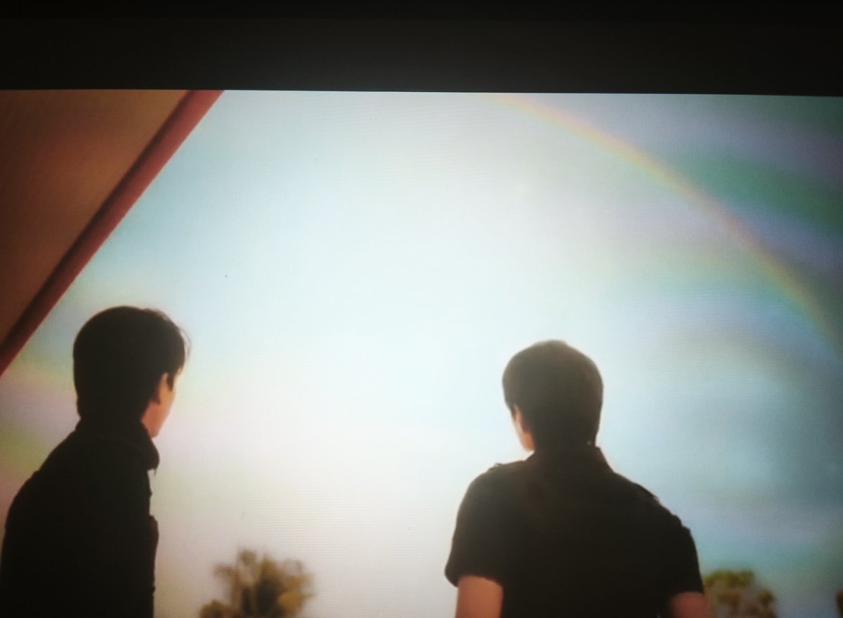 FonThass's tweet photo. ที่ปํ๊มน้ำมัน
เจมส์ สัญญาจะพาเคนไปดูสีรุ้งครบทุกสี

: เจมส์ อาจจะเป็นคนที่คืนความเป็นมนุษย์ธรรมดาให้เคน ก็เป็นได้

ขนาดนูร์ ยังทำให้คนกลายเป็นนูร์ได้เลย

#NourTheSeriesEp7 https://t.co/lBAJUpfJGe