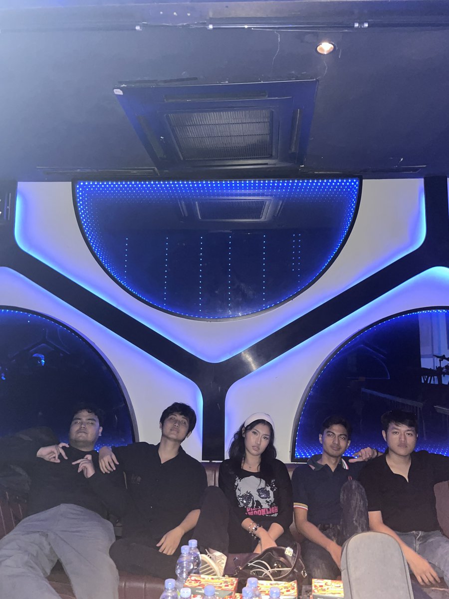 panipanpaankek's tweet photo. Soci Club Semarang -> 30/08/2026 https://t.co/jkYwqHdhmV