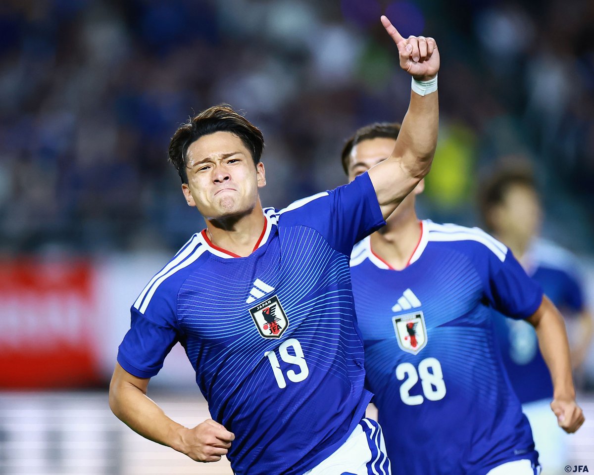 jfa_samuraiblue's tweet photo. 🔹𝗦𝗔𝗠𝗨𝗥𝗔𝗜 𝗕𝗟𝗨𝗘🔹

松木玖生と塩貝健人の日本代表初ゴール、そして上田綺世のダメ押しゴールで、南米の強豪・ウルグアイに3-1で勝利！✨
国内4連戦の初戦を勝利で飾りました💪

次戦の舞台は広島。
引き続き熱いご声援をよろしくお願いします！❤️‍🔥🇯🇵

#SAMURAIBLUE #サッカー日本代表 https://t.co/QuWpfrxJHz