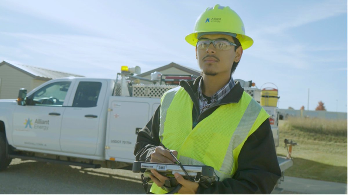 IowaUtility's tweet photo. Looking for your next career opportunity?

Explore current job openings:

@alliantenergy: https://t.co/ACJejmMQM5
@bhenergy: https://t.co/DdYbqtkqN8
@MidAm_EnergyCo: https://t.co/gJCKDQlQdU
@ITCGrid: https://t.co/zdY3m3Br8S
@NextEraEnergyR: https://t.co/fIyGm5PrQm https://t.co/G1s8YObLxE