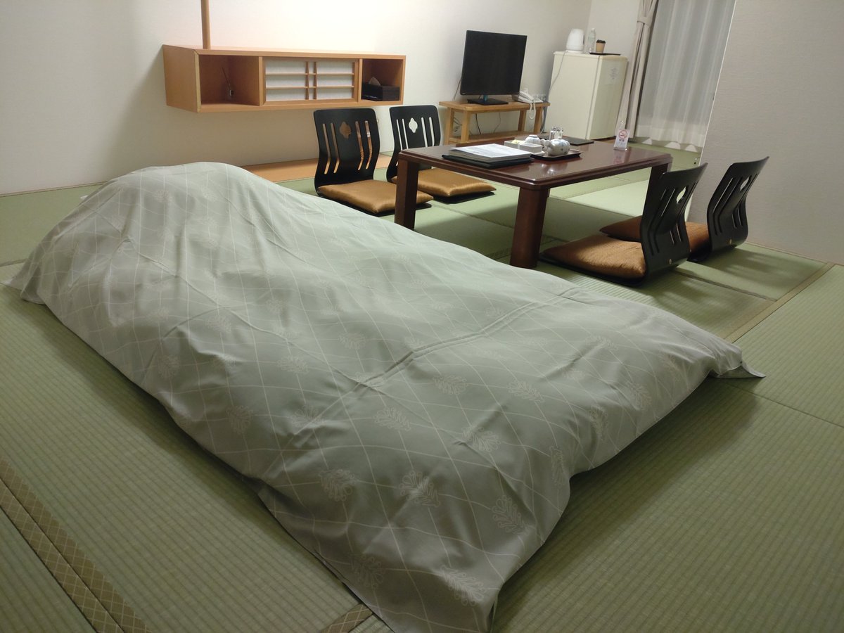 lapis262626's tweet photo. それでは明日に備えて寝ます〜😪 https://t.co/ZovoXhrzgg