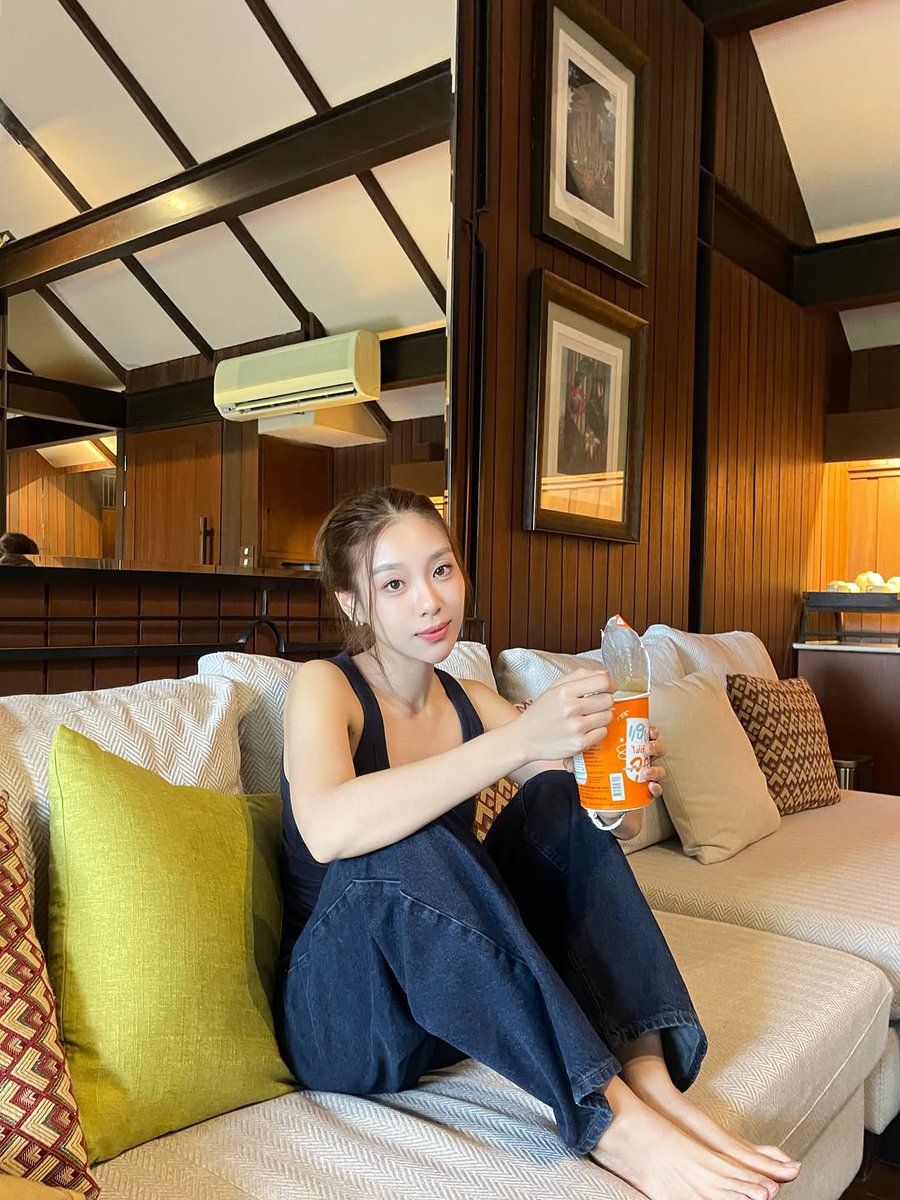 withKaewNatruja's tweet photo. ลูกแก้วมาลงรูป เชียงใหม่แบบรูปสต๊อก ส่วนลูกแก้วนี่ถูกสเต็ก สวยมากค่ะสุดหล่อ ยูอาร์มายไทป์ 🫶🏻 #KaewNatruja https://t.co/yH9WpqNFPx