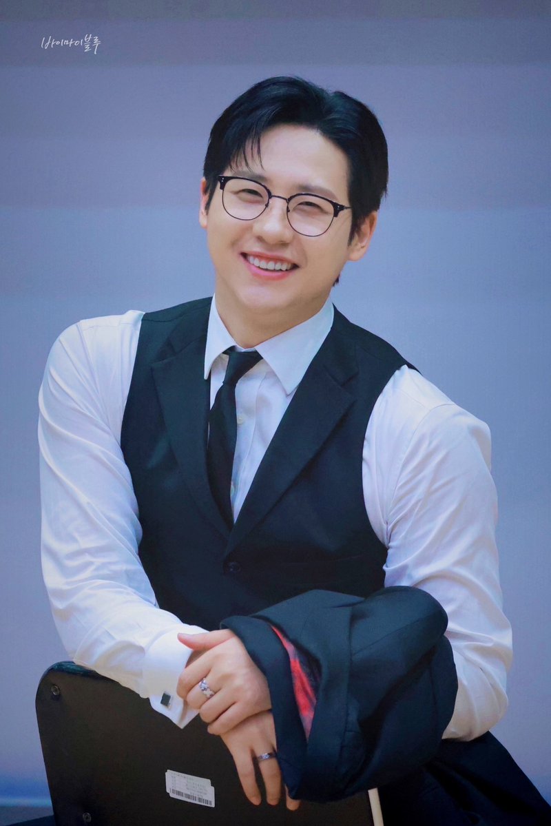 bymyblue's tweet photo. 260924 미쳤다아아악🥹
#신우 #신뽀 #CNU #REAL #IBL https://t.co/hnIeu5XEh6