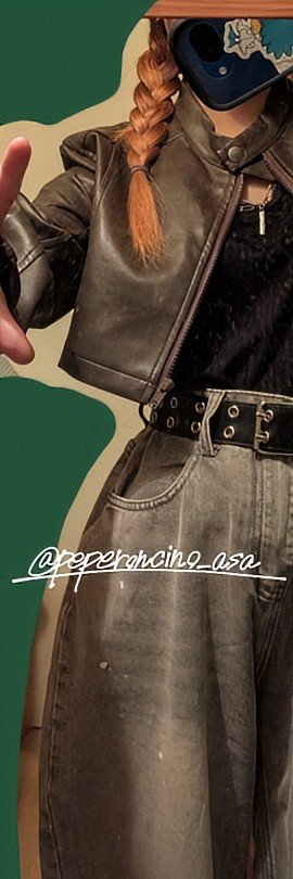 ra_chan229's tweet photo. 4枚も買っちゃったけど全部で2000円ぐらいなので✨ﾈ申✨
 #日常垢 https://t.co/QnMygmjrl7