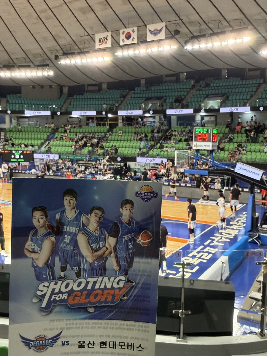 dnsariioo's tweet photo. 농놀 처음 해봤고 .. 이기는 팀 우리 팀 하면서 재밌게 봤네요 🫪 https://t.co/IDFIsjhJwA