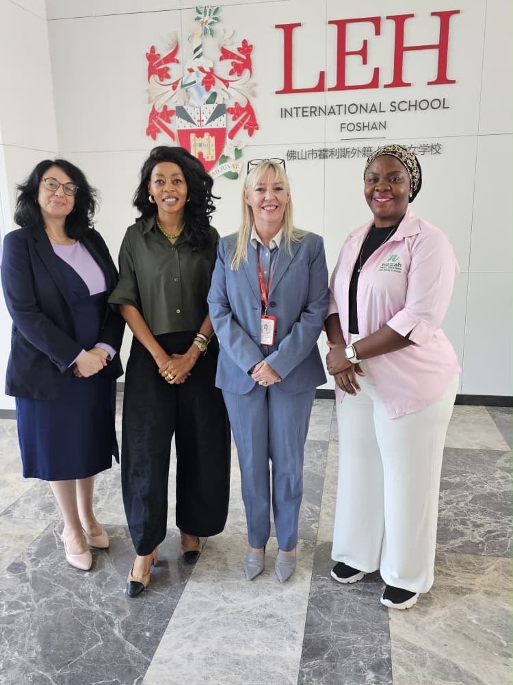 Legacy_Firms's tweet photo. Still about the trip to China, educators from @Ntare_School and @TRICONAOfficial, had the opportunity to visit LEH International School in Foshan, Guangdong, as part of the learning experience, exploring how different approaches to education, technology and

#NazahDestinations https://t.co/7yiHgxZv8r