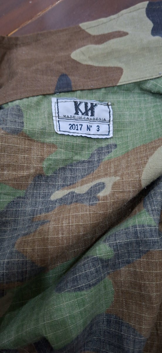 ArmataAPU's tweet photo. The fabric on the Cambodian M81 is suprisingly good quality https://t.co/XjDOiOiLkG