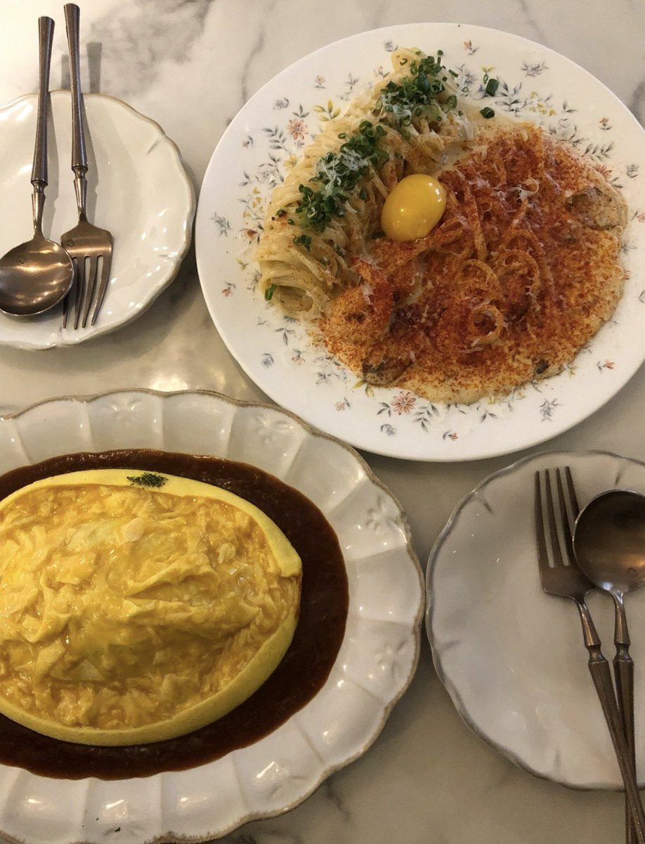 mungining's tweet photo. #음식계 #식사계 #먹친소 #밥친소
#음식계트친소 #식사계트친소
야무지게 먹고 다니는 흰둥이랑 친구해요 ♥ https://t.co/rfgtehMvDw