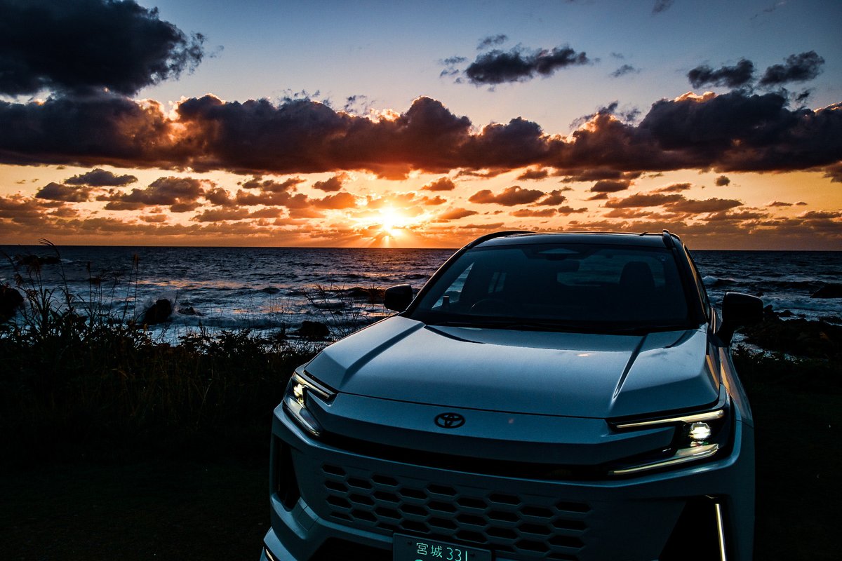 karocroKREMA's tweet photo. シルバーウィークの思い出☺️
一泊2日で青森へ🚙ついでの日本海とRAV4のコラボ📷 https://t.co/xVw32J9s3P
