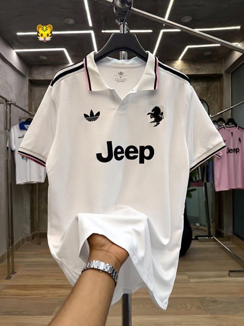 abazwhyllzz's tweet photo. Please if you are going on a date come and buy jerseys from me. 

Just 20k🙏🏻❤️ https://t.co/OKcb4HOEcj