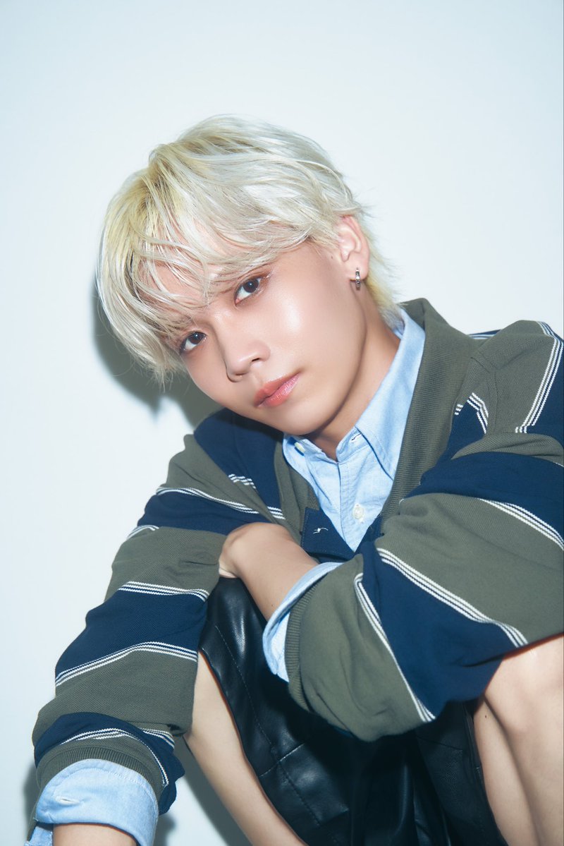 SCARZ_IDV's tweet photo. ◥◣🐰Ray11月号 本日発売💭◢◤

SCARZ第五人格部門からtarako選手、4ta5選手が掲載されたRay11月号が発売日を迎えました📚
インタビューにも注目です！

ぜひ全国の書店・オンラインで👀

Ray11月号「イケメンeスポーツ男子」企画
購入リンク：https://t.co/cTMVPqVPns https://t.co/kqgpU4x7kB