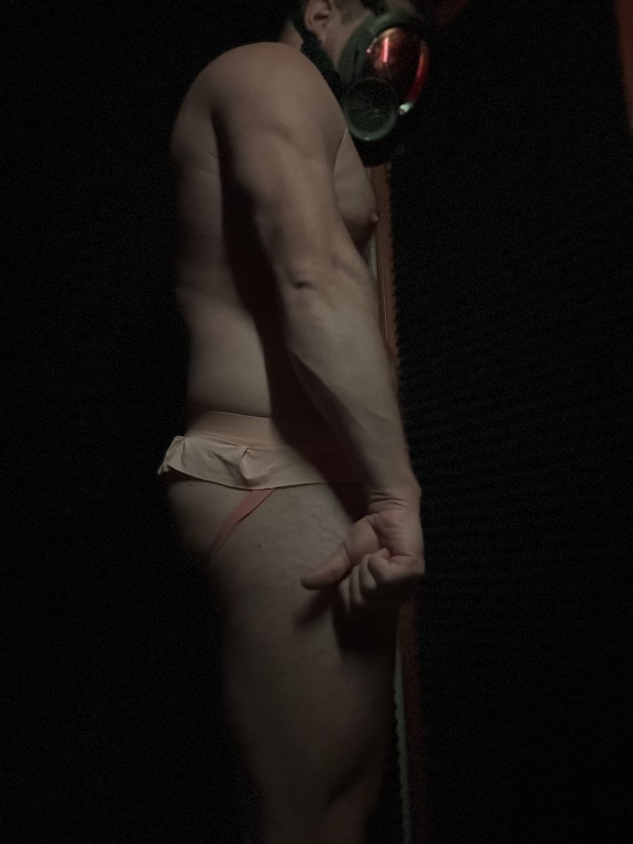 unworthyslutboy's tweet photo. More black backdrop, but more pink
LOCKED AND JOCKED #lockedjock #chastitycaged #chastity #musclefag #musclegrowth #lockedjockhole
https://t.co/9zhXrvnlAj https://t.co/E8HcUgBXt9
