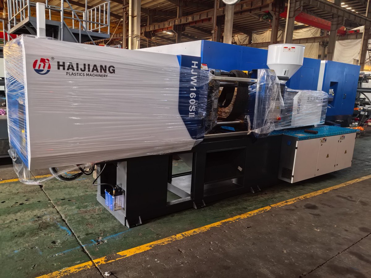 haijiamike's tweet photo. Delivery plastic injection molding machine https://t.co/nolkbn4kyS  WhatsApp:008618379767772(mike) https://t.co/H8kBLury6v