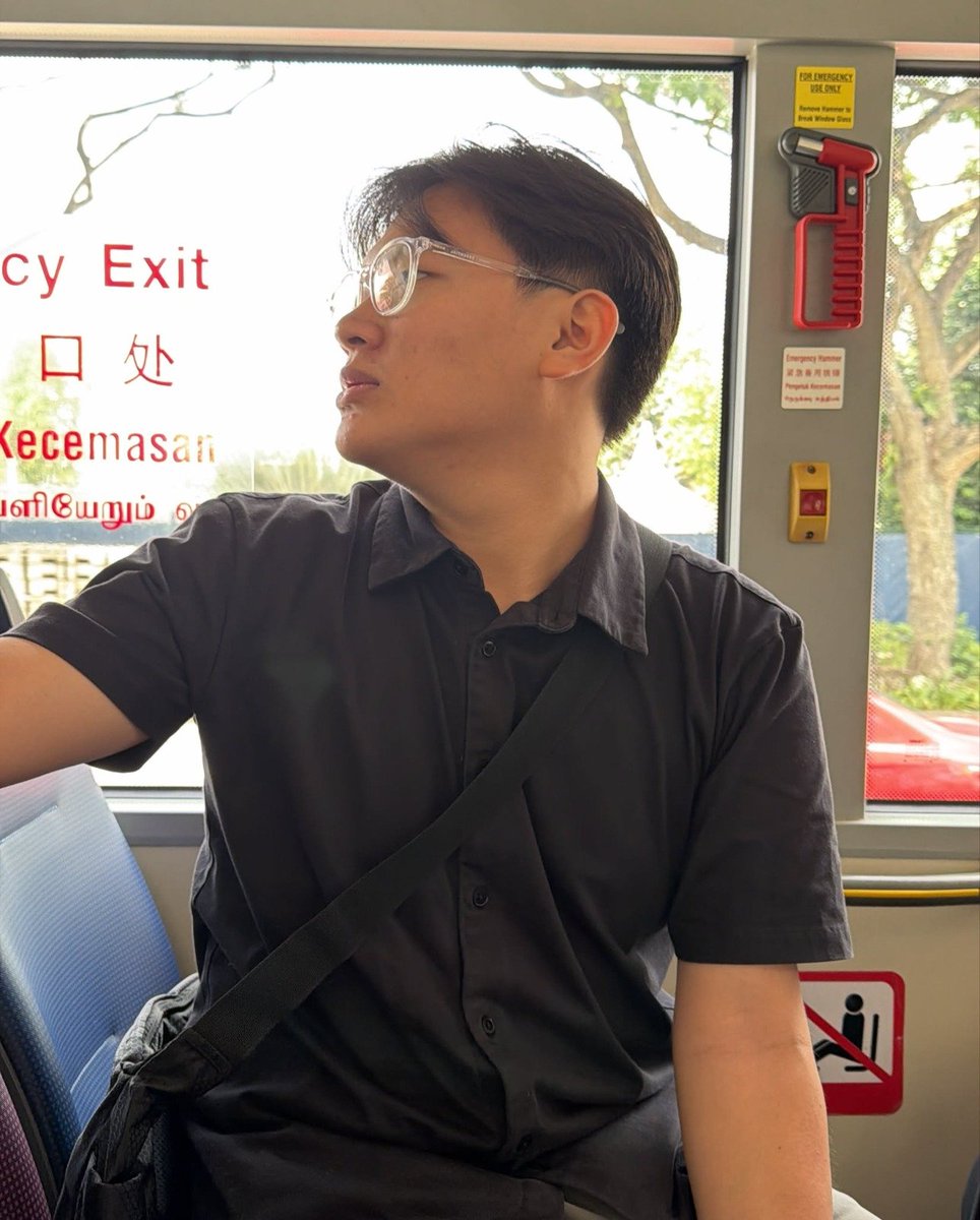 azkiess's tweet photo. 🦖🦖🦖 https://t.co/0JfTinaIrt