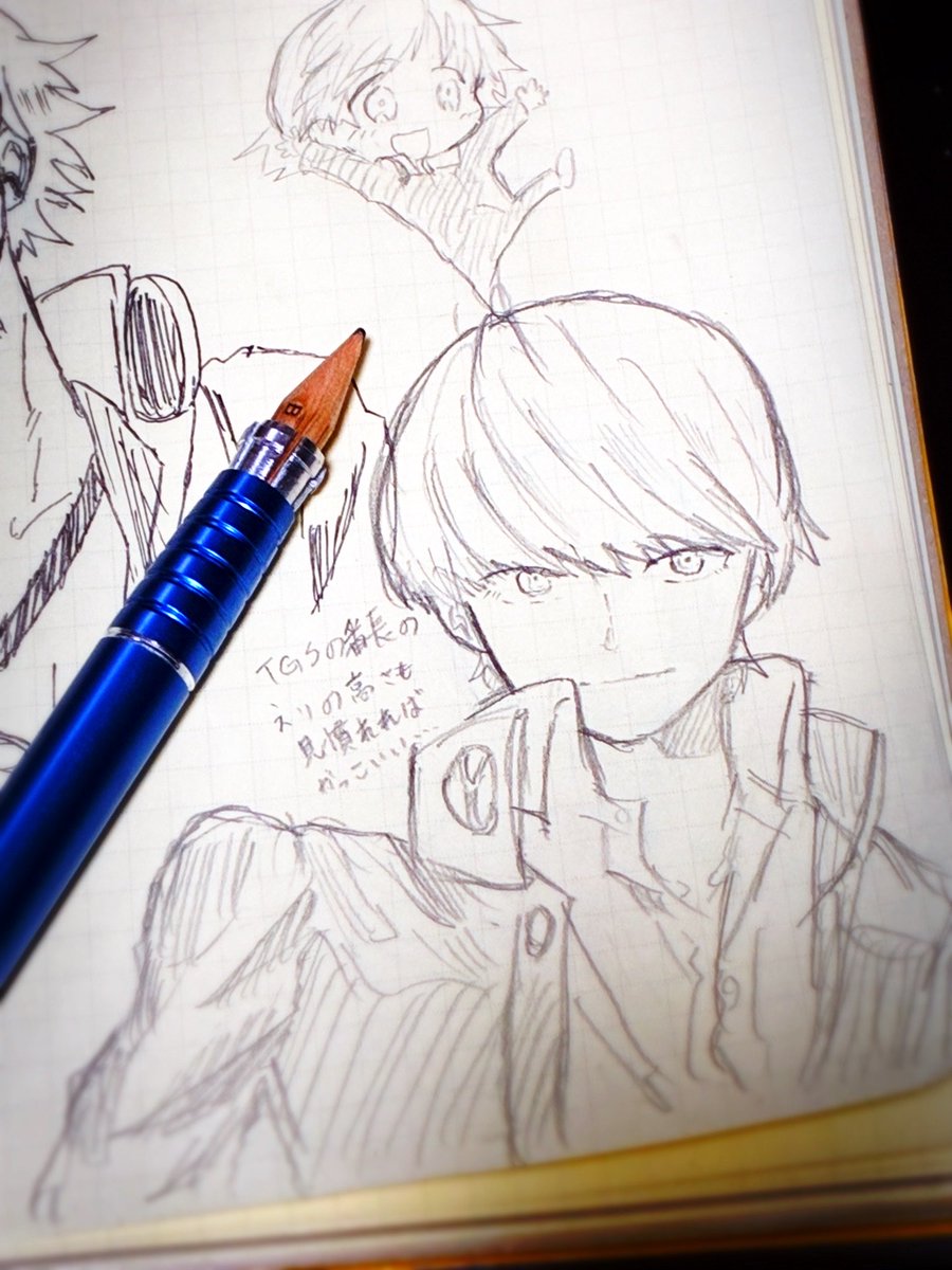 n_ptoa's tweet photo. 鉛筆ホルダーを買いまして短い鉛筆でも快適に描けるようになりました🙌 https://t.co/89lim0NurW