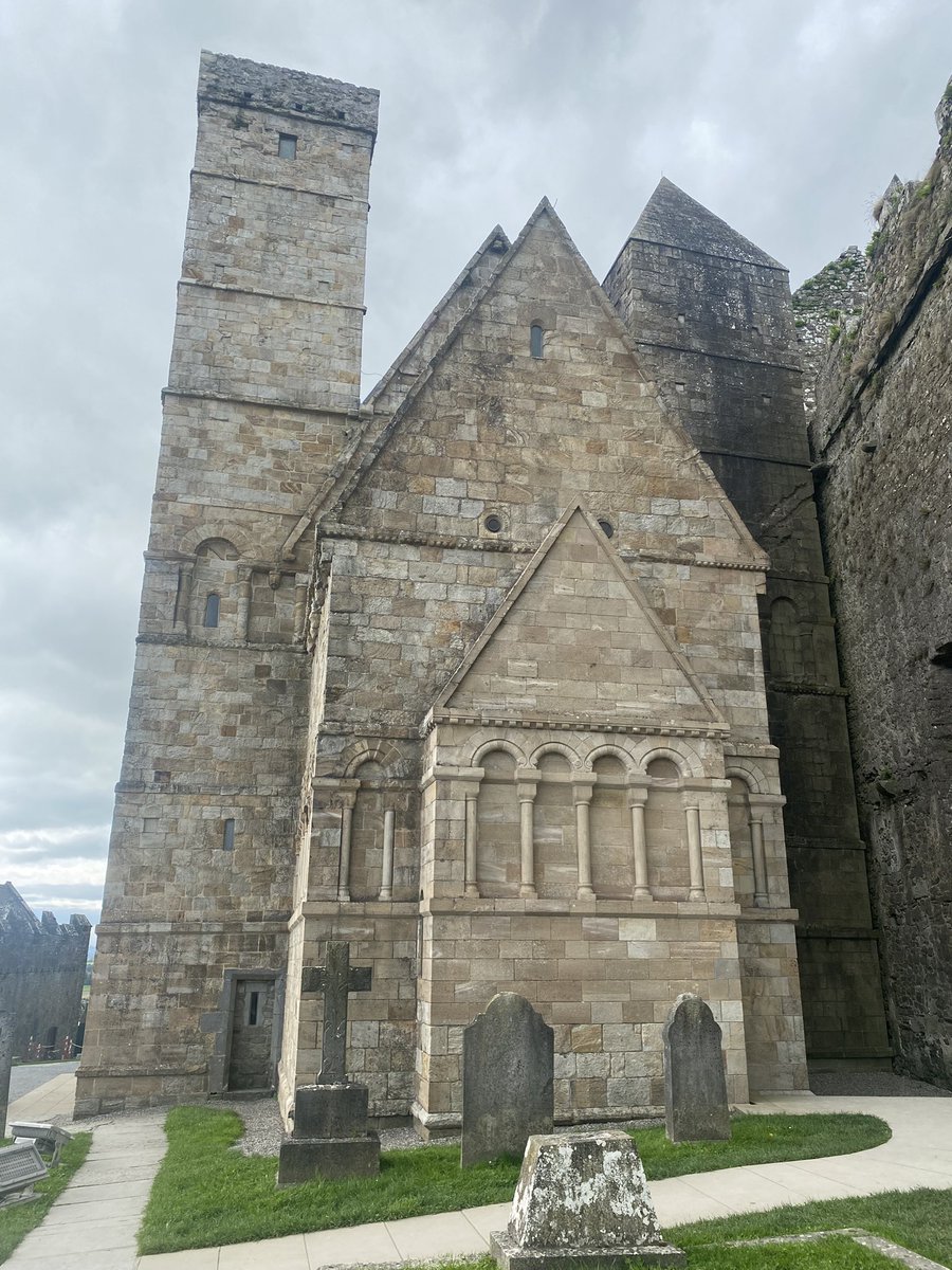 Annette84097402's tweet photo. As I was told yesterday nobody cares and I am aware that can be the case but here are some photos from the Rock of Cashel Co Tipp today ❤️. Absolutely loved it. https://t.co/FUck0iEitr