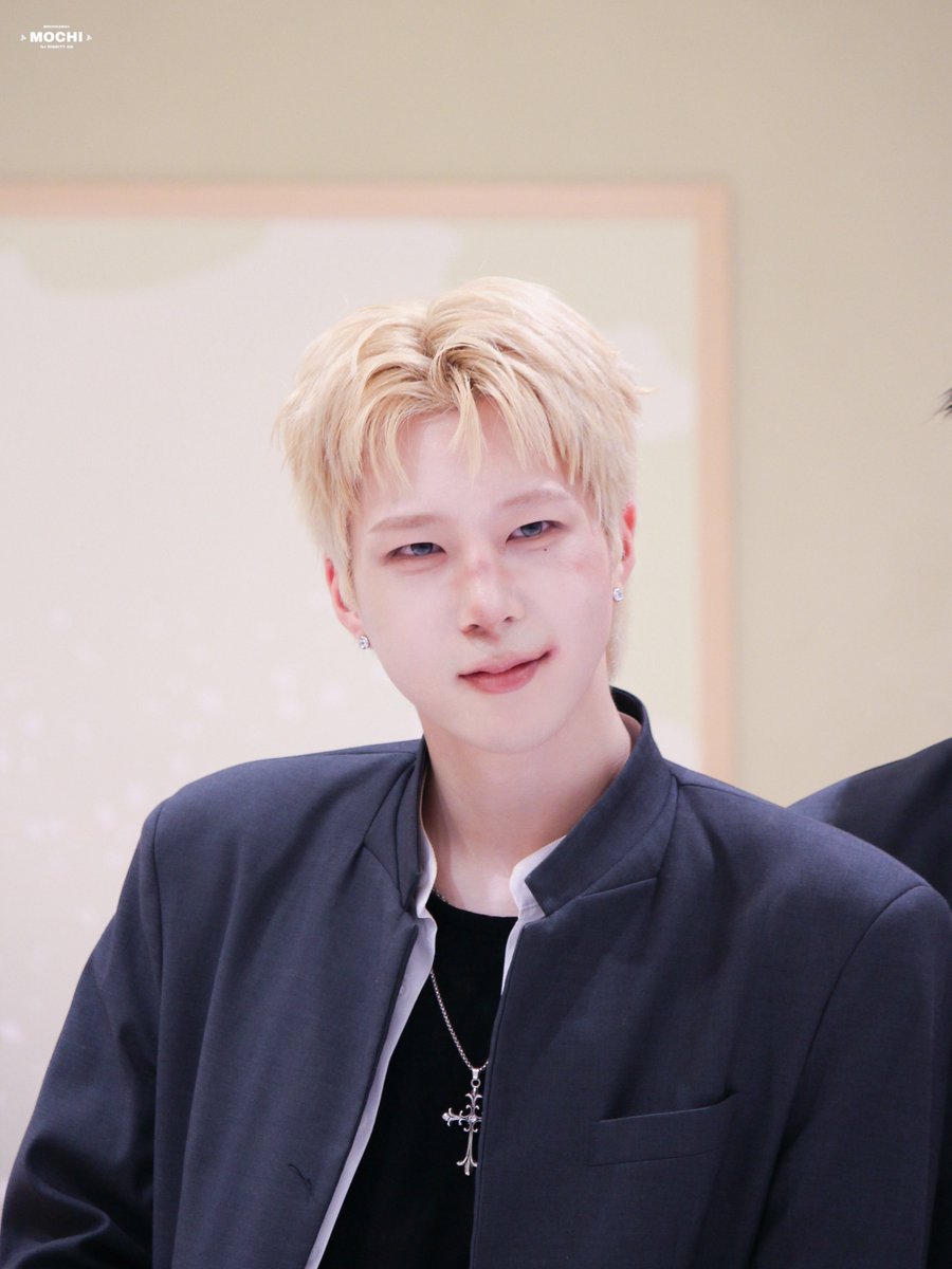 MOCHIKAWAII_14's tweet photo. ☆★ ━ 𝑯𝑨𝑷𝑷𝒀 𝑳𝑼𝑲𝑬 𝑫𝑨𝒀 ━ ★☆
모찌모찌 멍멍이 생일 축하해〰️ꜝ❤︎

#디그니티 #DIGNITY #모찌모찌루크 #루크 #LUKE @DGNT_Official @DIGNITY_members https://t.co/AAAvQ7BD1X
