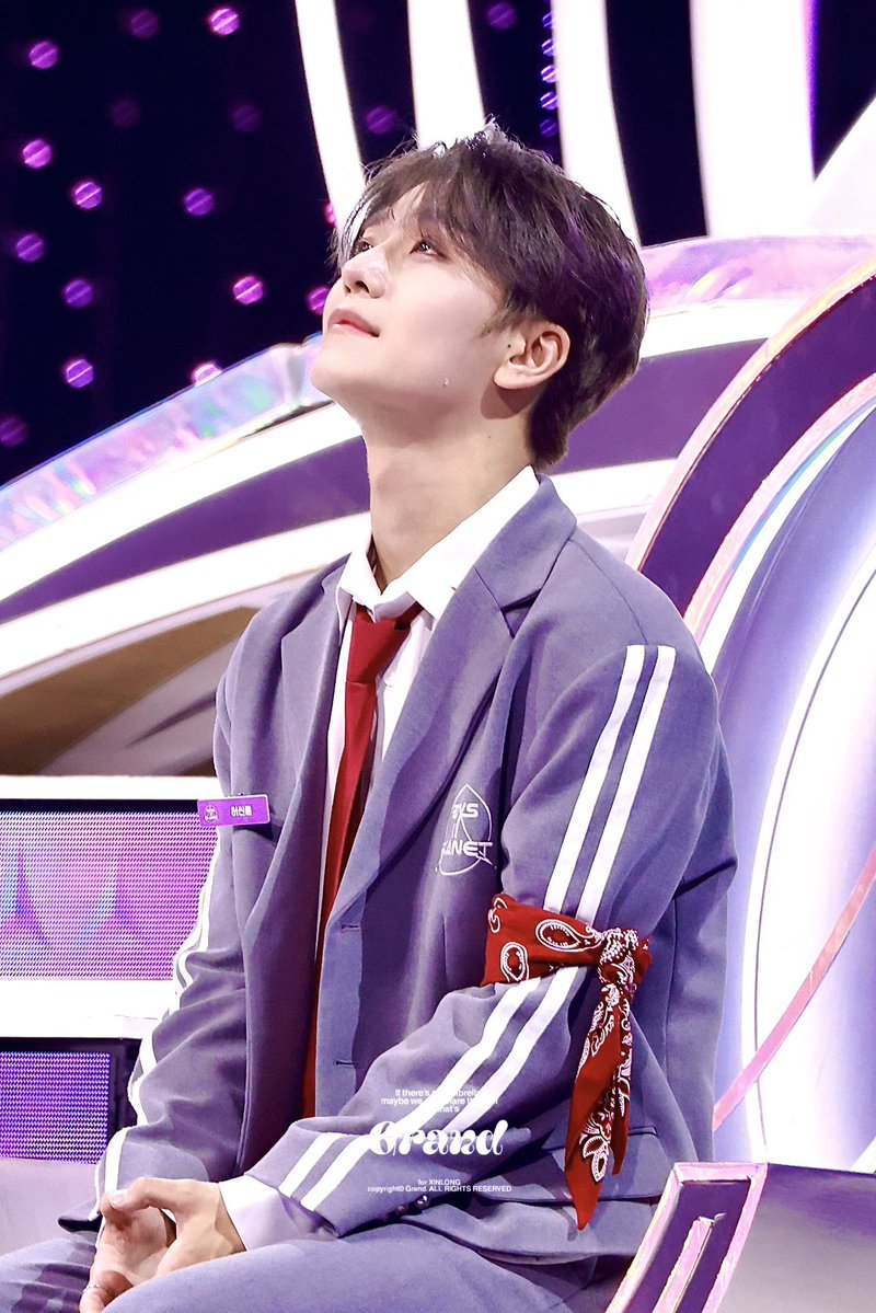 4_1_5_8's tweet photo. 0925 🖤 https://t.co/kgjIU5tDBS