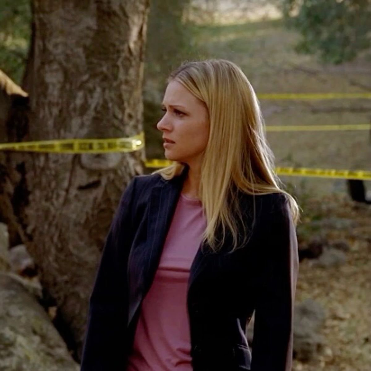 jareauist's tweet photo. She brought a very crucial 25 year old energy to the BAU back then https://t.co/mgZsmuCVr6