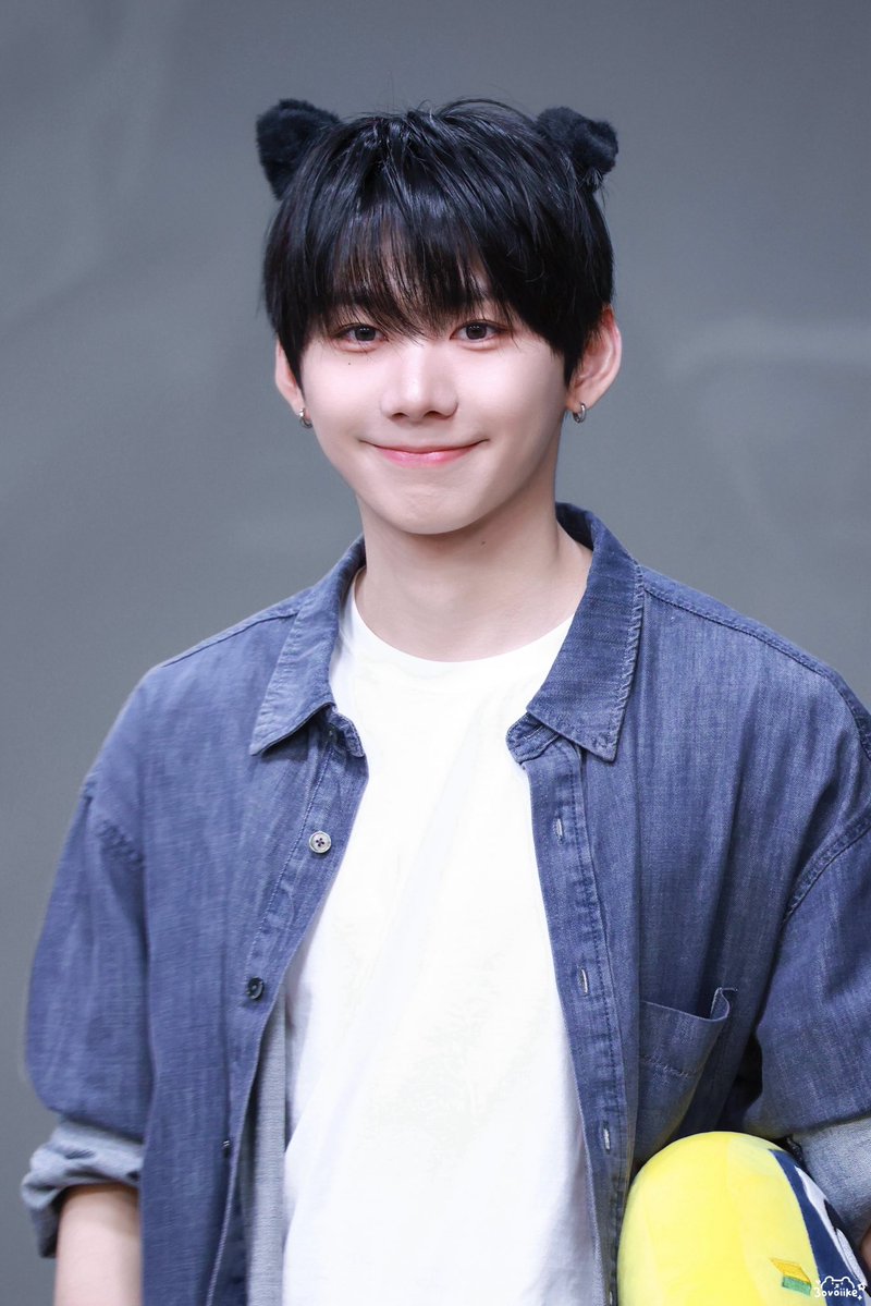 3ovoiike's tweet photo. 제일 잘생긴 한이야 생일 축하해!!💞

#박한 #PARKHAN
#차웅기 #WOONGKI
#아홉 #AHOF https://t.co/I3QwvBc65N