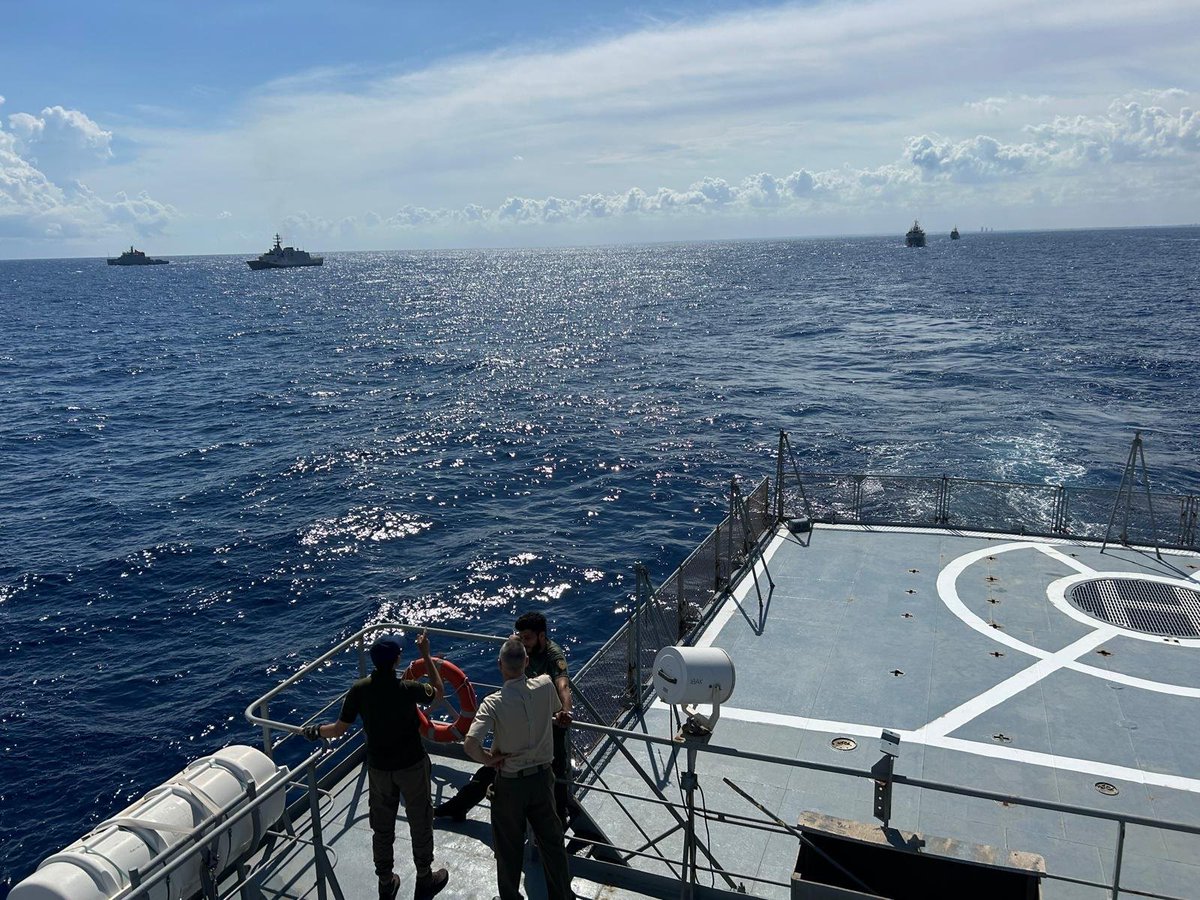 EmbEspLibia's tweet photo. ⚓️🇪🇦 تشارك إسبانيا بالسفينة P-71" "Serviola" في مناورات #SEABORDER26 التي تُجرى في ليبيا في إطار مبادرة الدفاع "5+5".
🇩🇿🇱🇾🇲🇦🇲🇷🇹🇳+🇨🇵🇮🇹🇲🇹🇵🇹🇪🇸
تُعد هذه المناورات تدريباً للأمن البحري يهدف إلى تعزيز التعاون متعدد الأطراف في منطقة البحر الأبيض المتوسط.
@Armada_esp https://t.co/2UtlWlF0AY