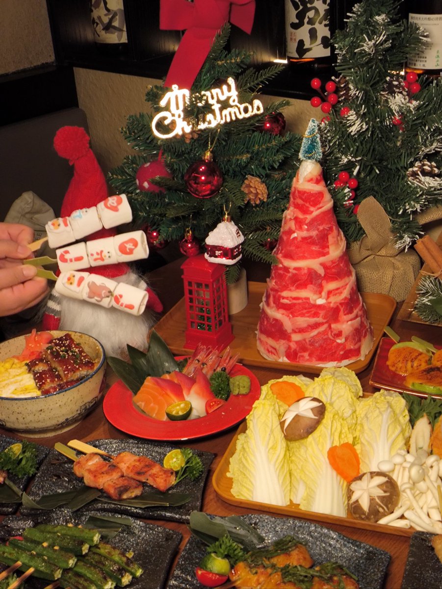 KatlynPylawkwt's tweet photo. Oferta especial de cena navidea! Paella de marisco + tarta de turrón, solo por 25€ esta semana. Reserva ya! https://t.co/74tec3Nivt