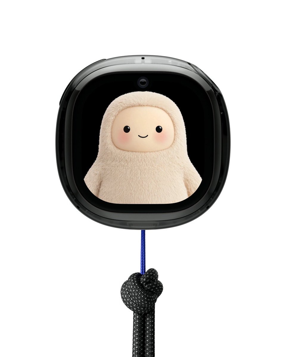 drewsibert's tweet photo. Pretty surreal seeing the Muse Charm on stage at Connect.

It was really fun incubating this lil guy alongside a small group of incredibly talented designers.

Technology should be fun! https://t.co/pGbnTdRVrH