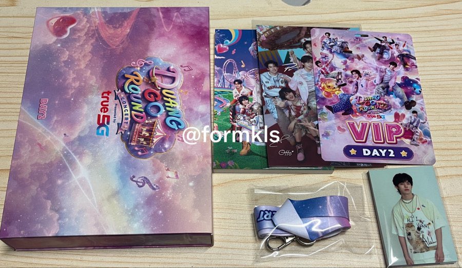 formkls's tweet photo. wts ขาย

Special Boxset Day 2 บัตร 7900
ราคา 500 บาท / set  ส่งฟรี
(มี 2 set คับ)

สนใจ DM มาสอบถามได้เลยค่า🥺
#ตลาดนัดตี๋ตี๋ป๋อ 
#ตลาดนัดด้วงกับเธอ 
#ตลาดนัดดมด  #ตลาดนัดดูมันดิ 
#DuangGoRoundConcert
#DuangGoRoundMerch https://t.co/mQ4iPPWtsK