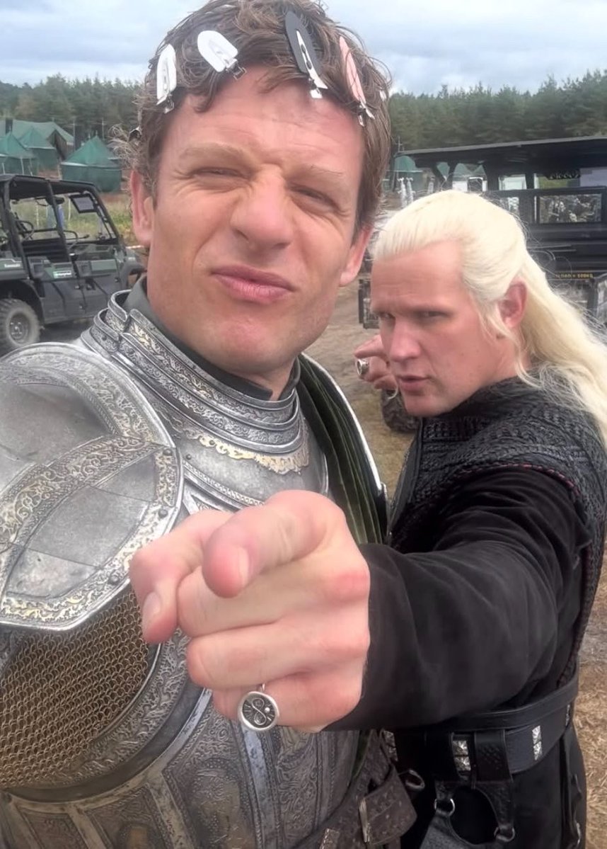 lem0nycakes's tweet photo. i miss my wife deeply it hurts, come back “ james norton on the set of house of the dragon ” the kids miss you https://t.co/JvCQQoazhn