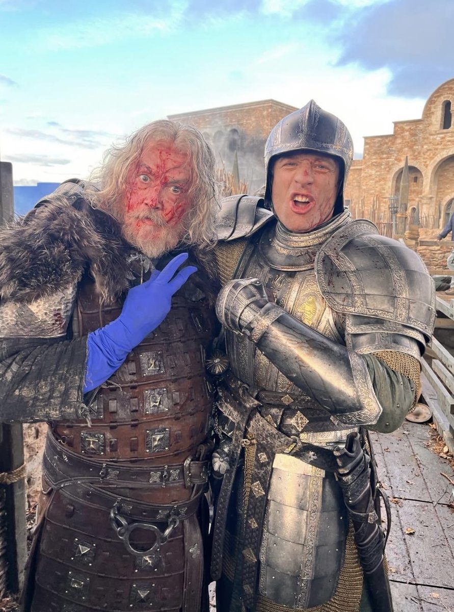 lem0nycakes's tweet photo. i miss my wife deeply it hurts, come back “ james norton on the set of house of the dragon ” the kids miss you https://t.co/JvCQQoazhn