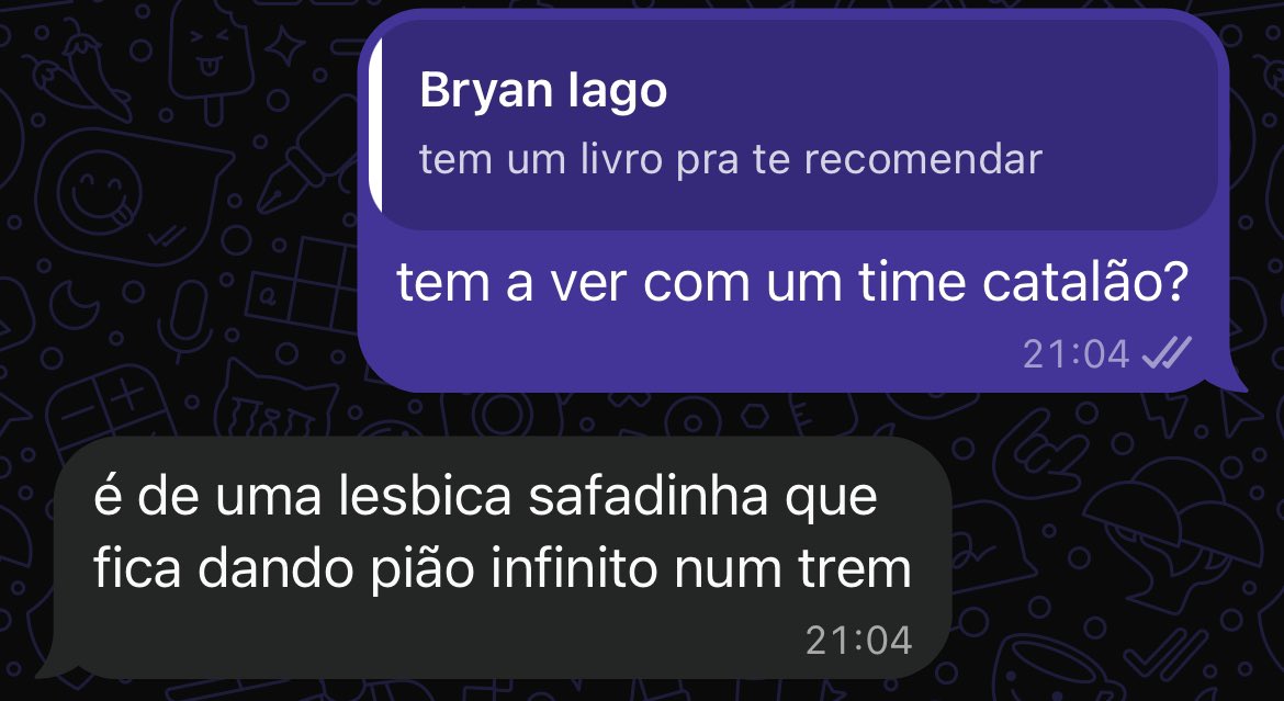 aamandacr7's tweet photo. aqueles amigues que tem gostos um pouco diferentes pra livros https://t.co/ewSGNLJq3Z
