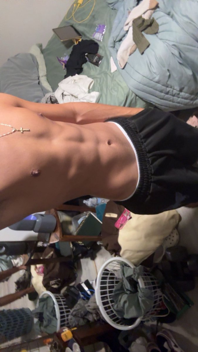 itzzztteooo's tweet photo. don’t mind the mess😭😭
#body #tea #mlm https://t.co/IWMu7OdrtE