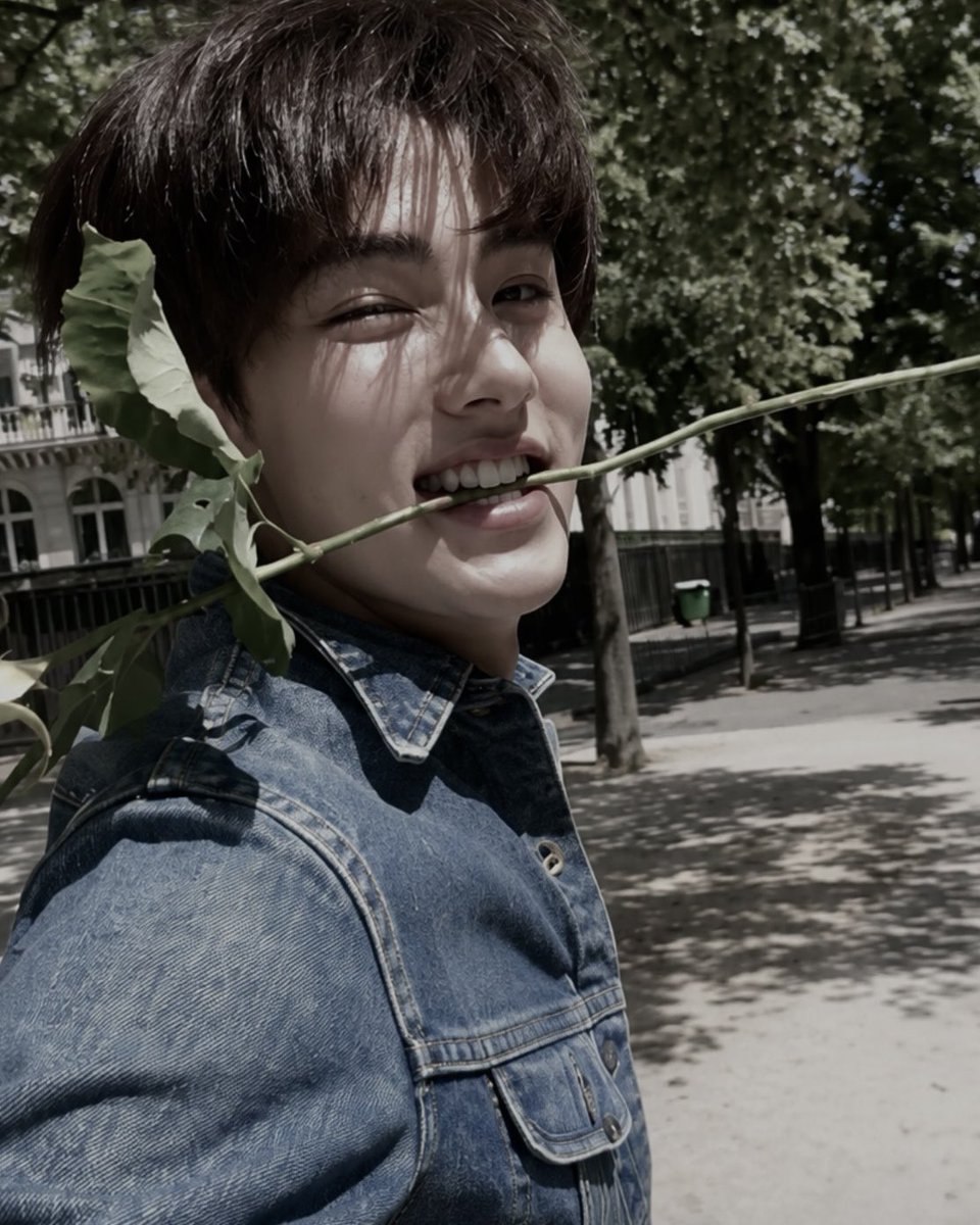 opieberry's tweet photo. wait gurl, where are our colors? ⛓️      IT’S ME ❤︎𑣲 ᵖⁱⁿᵏⁱᵉ

#COERSelcaDAY #COSD #SEONGHYEON #성현 #KEONHO #건호 #CORTIS https://t.co/jWi2aYG6pk