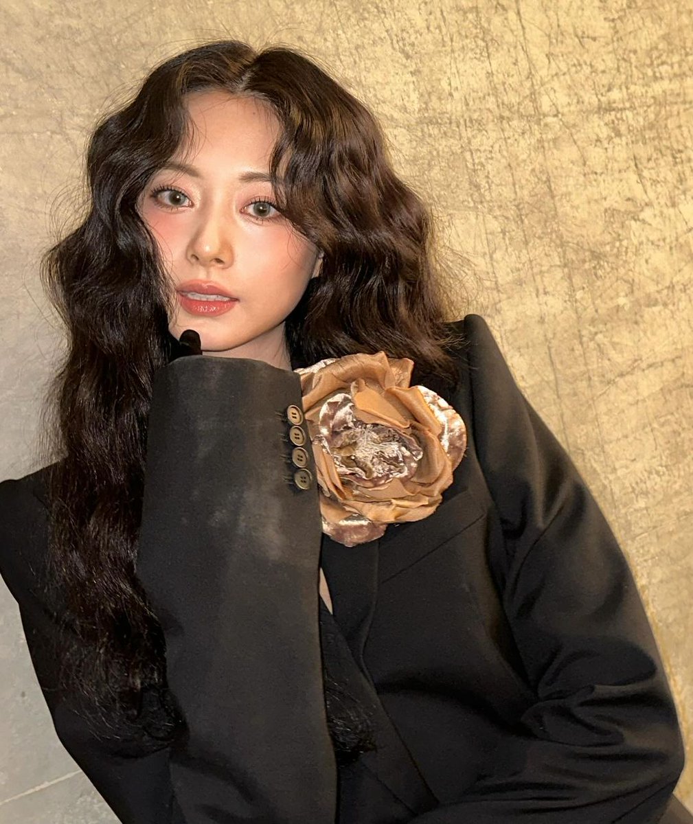 todayintwice's tweet photo. 2 years ago today, TZUYU posted these photos from her Cosmopolitan Korea magazine photoshoot on Instagram. https://t.co/M9BuEah0cL