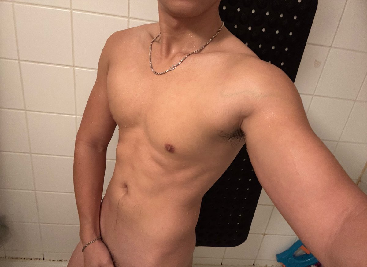chipbeos's tweet photo. Ướt át 💦 https://t.co/yzjvHu7on8
