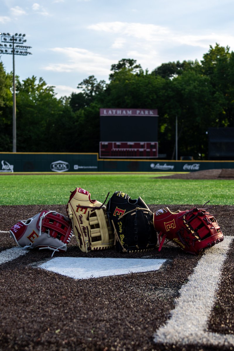ElonBaseball's tweet photo. 😮‍💨🔥

#PhoenixRising | #GoldStandard https://t.co/TnGdG79o8a