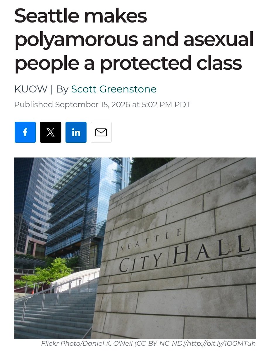 theyasminbenoit's tweet photo. Seattle has made asexual people a protected class! The city has extended it's legal discrimination protections to people who identify as asexual and the definition of sexual orientation in their civil rights code now explicitly includes asexuality! https://t.co/K7mI7UkeL1