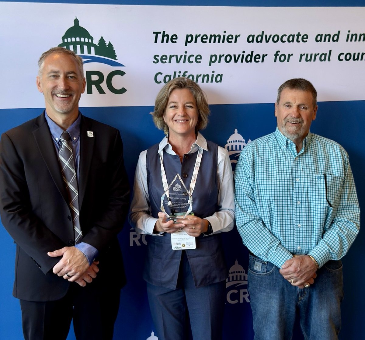 RuralCounties's tweet photo. Congratulations to Yana Valachovic, recipient of the 2026 #RCRC President's Award! Thank you for your exceptional leadership, and partnership in advancing wildfire resilience and forest restoration, as well as strengthening rural California communities. #ruralcounties 

Details: https://t.co/YHtPiAyNv0
@ucanr