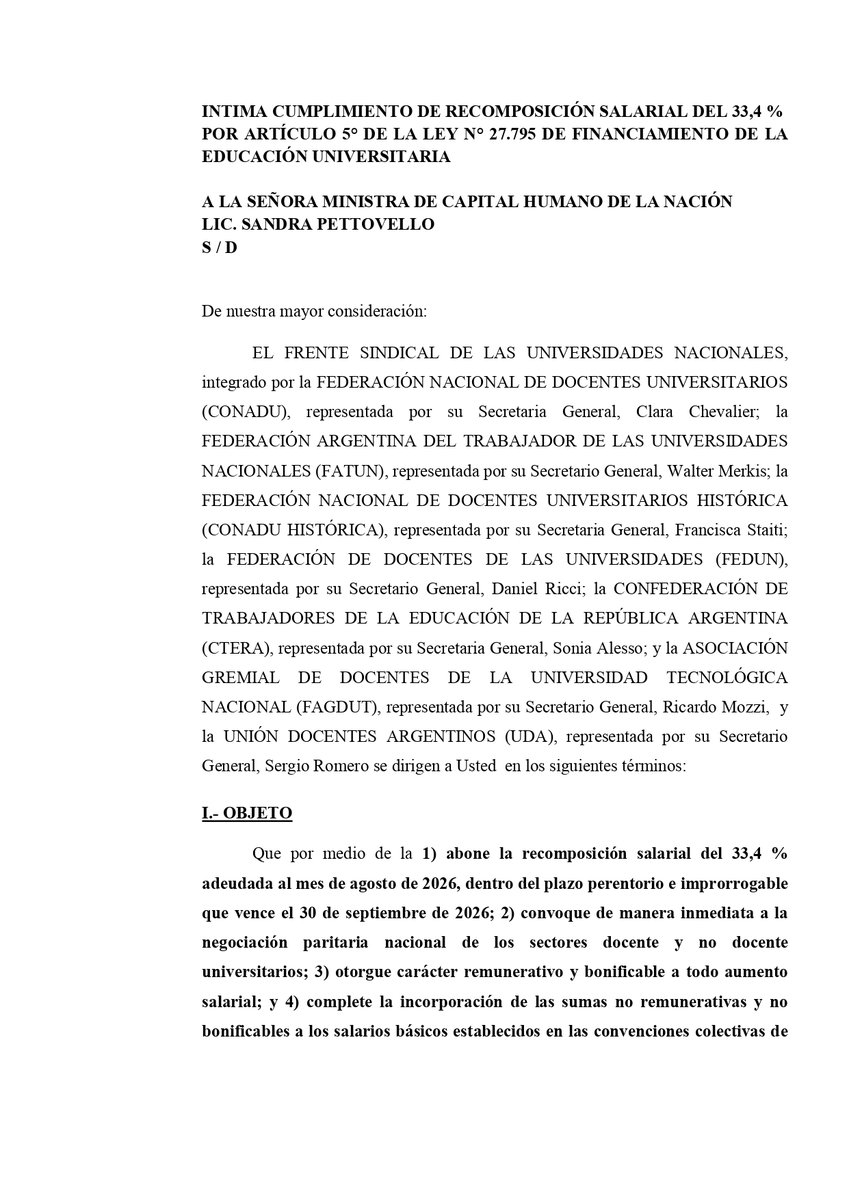 ADUNS_docentes's tweet photo. Las conducciones de las Federaciones gremiales universitarias (todas, la no docente incluida) esconden el objetivo natural para lo cual fueron elegidas.

Esta es la intimación a Pettovello para que antes del 30/9 cumpla con la cautelar.

¿Y si no lo hace? nos preguntamos.

Ahí es donde cambian el rol. 

Si no paga, las conducciones primeramente van a denunciar penalmente, le van a chusmear al Juez que el ejecutivo no cumplió, le van a pedir los nombres y apellidos de los chicos malos, van a estar atentas a las sanciones que imponga el juez y POR ÚLTIMO van a ver qué medidas de acción gremial van a preparar para intentar que el Galleguito pague.

NO NO NO NO

ASÍ NO.

En primer y casi el único término que hay que expresar, como sentencia de un Frente Gremial, al corroborarse el no pago de la cautelar, son justamente las medidas de fuerza y deben quedar perfectamente explicitadas. VAMOS A PARAR HASTA QUE PAGUEN!!!! porque no solo las bases están exigiendo el cumplimiento de la Ley, ahora también lo exige el Juez.

Las intimaciones, denuncias y otras yerbas, déjenselas a la justicia. Uds. están elegidos para otra cosa y vemos que no lo saben.

Luego si quieren seguir escribiendo amenacen que van hacer otra peregrinación a Luján o una novena a Ceferino.

Sinceramente, como conducciones federativas, son peores que la burocracia. Ni la CGT intimaría de esa forma.

Por último, si existiese, Dios los vomitaría. Por tibios.

@PrensaCONADU @CONADUHistorica @fatunoficial @FEDUNArgentina @UDAcentral @cteracta @FAGDUT