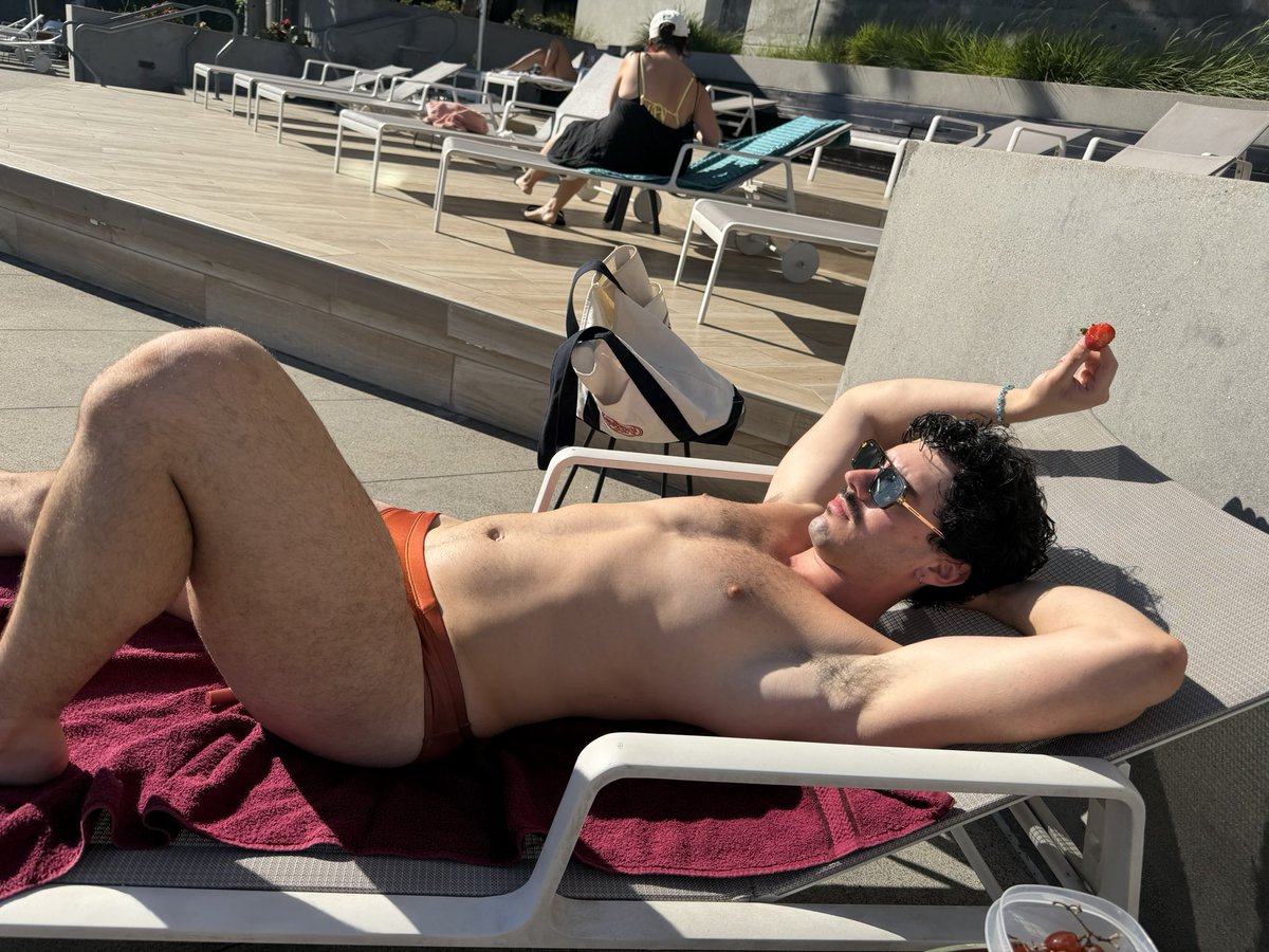 marlongotbeef2's tweet photo. Still hot in LA🥵 https://t.co/3kgQOzfJFL