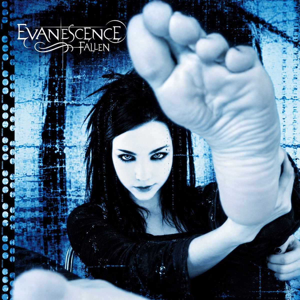 DeFeetedEdits's tweet photo. Evanescence feet Fake!

Would you wake her up inside? 👀

Amy Lee!

(parody)
#feet #footfetısh #footcontent https://t.co/evHJiDFiu7