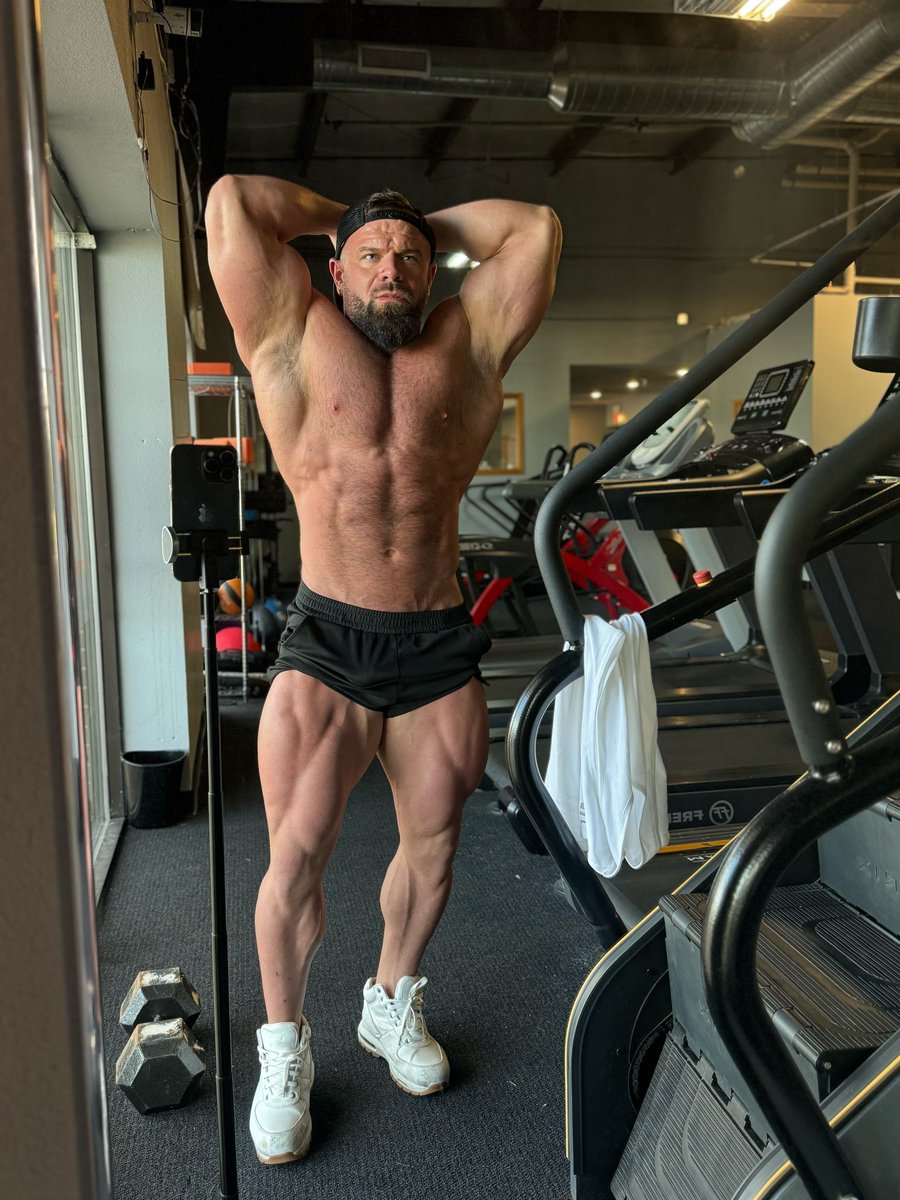 AlphaJK0's tweet photo. You know who’s in control. 👑
Tribute first. Attention later.
Your wallet already knows who its owner is. 💸😈
#findom #cashmaster #paypig #drains https://t.co/QOsiVfmvfY