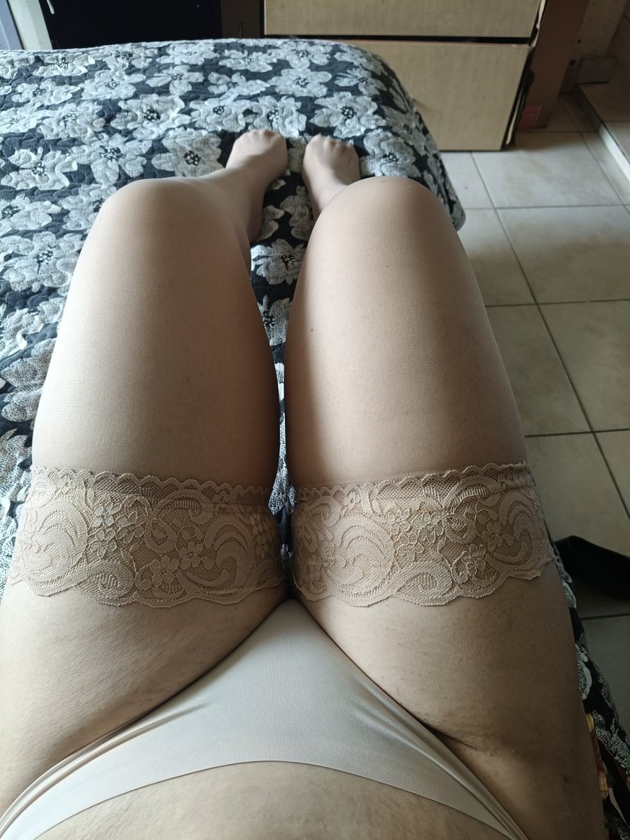 Alejandra8MilF's tweet photo. @AlFaHotwife https://t.co/f5xEbqEu3n